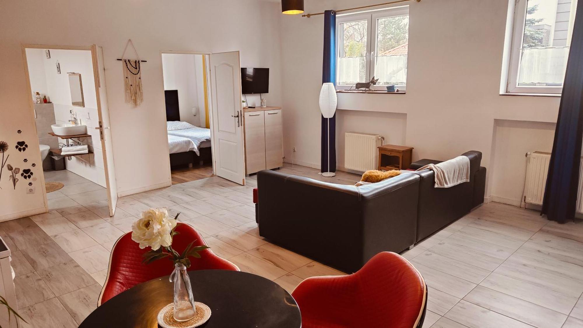 Studio Red Kot Zielona Góra Dış mekan fotoğraf