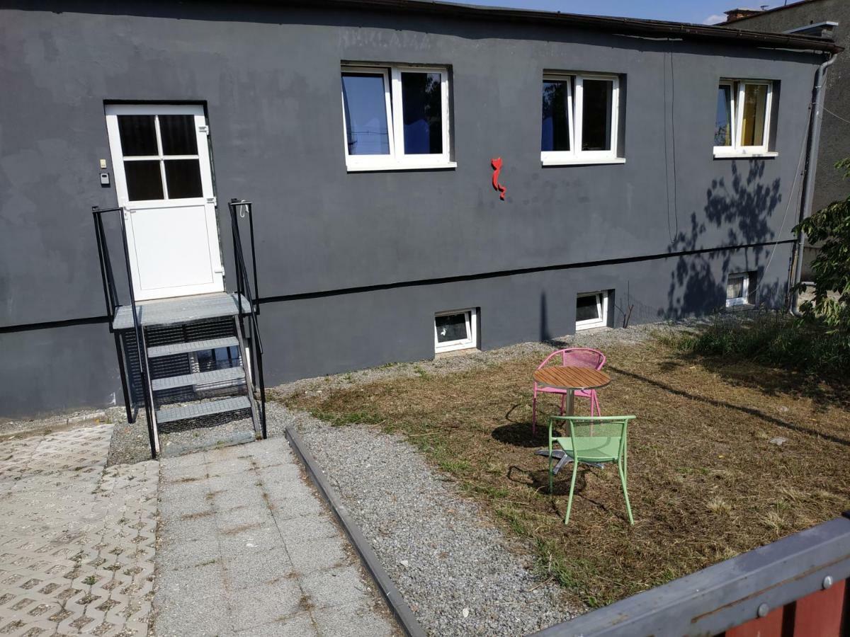 Studio Red Kot Zielona Góra Dış mekan fotoğraf